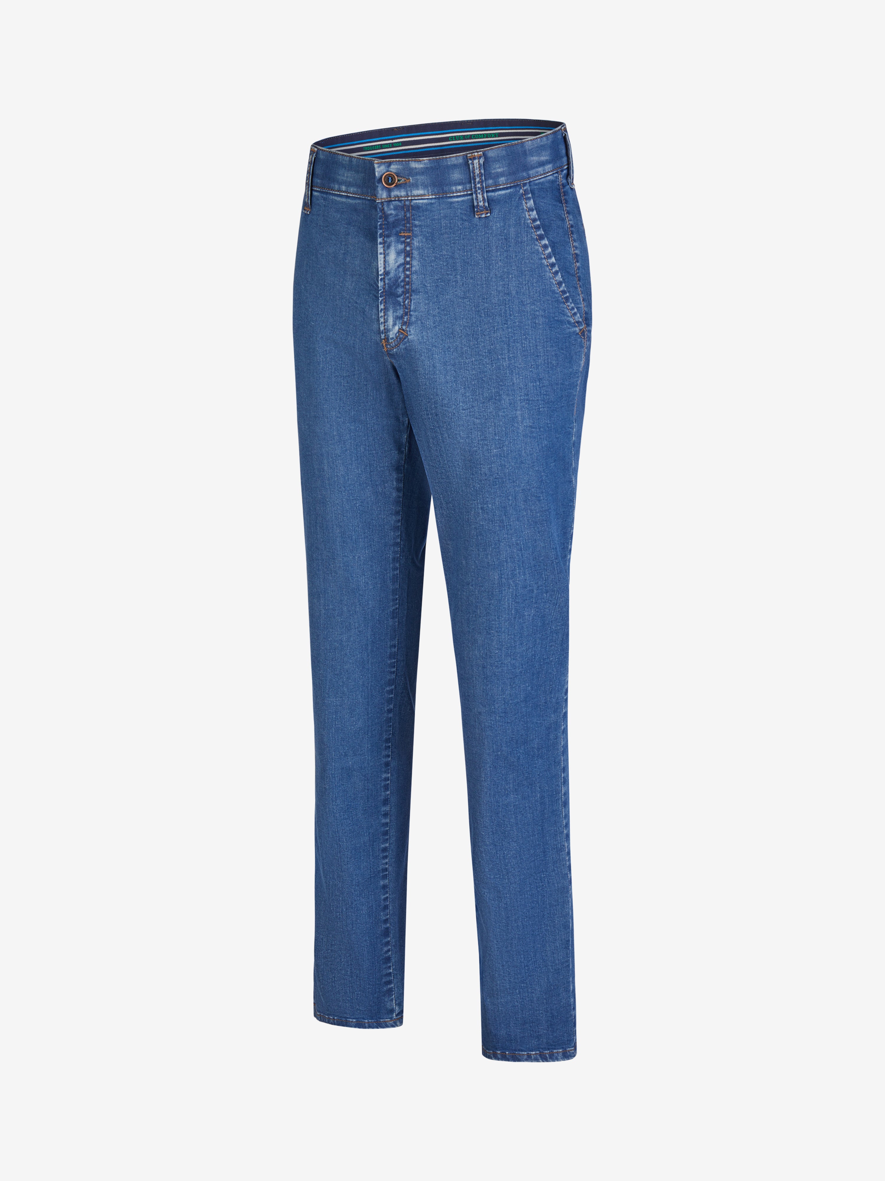 Blaue GARVEY 6516 Flat Front-Hose aus leichtem, hoch elastischem Super High Stretch-Denim mit elastischem Komfortbund, Hemdenstopper, Regular Fit, normale Leibhöhe, schmale Fußweite, hergestellt von Club of Comfort, geeignet für Frühjahr/Sommer, mit Komforteigenschaften und Made in Green by Oeko-Tex.