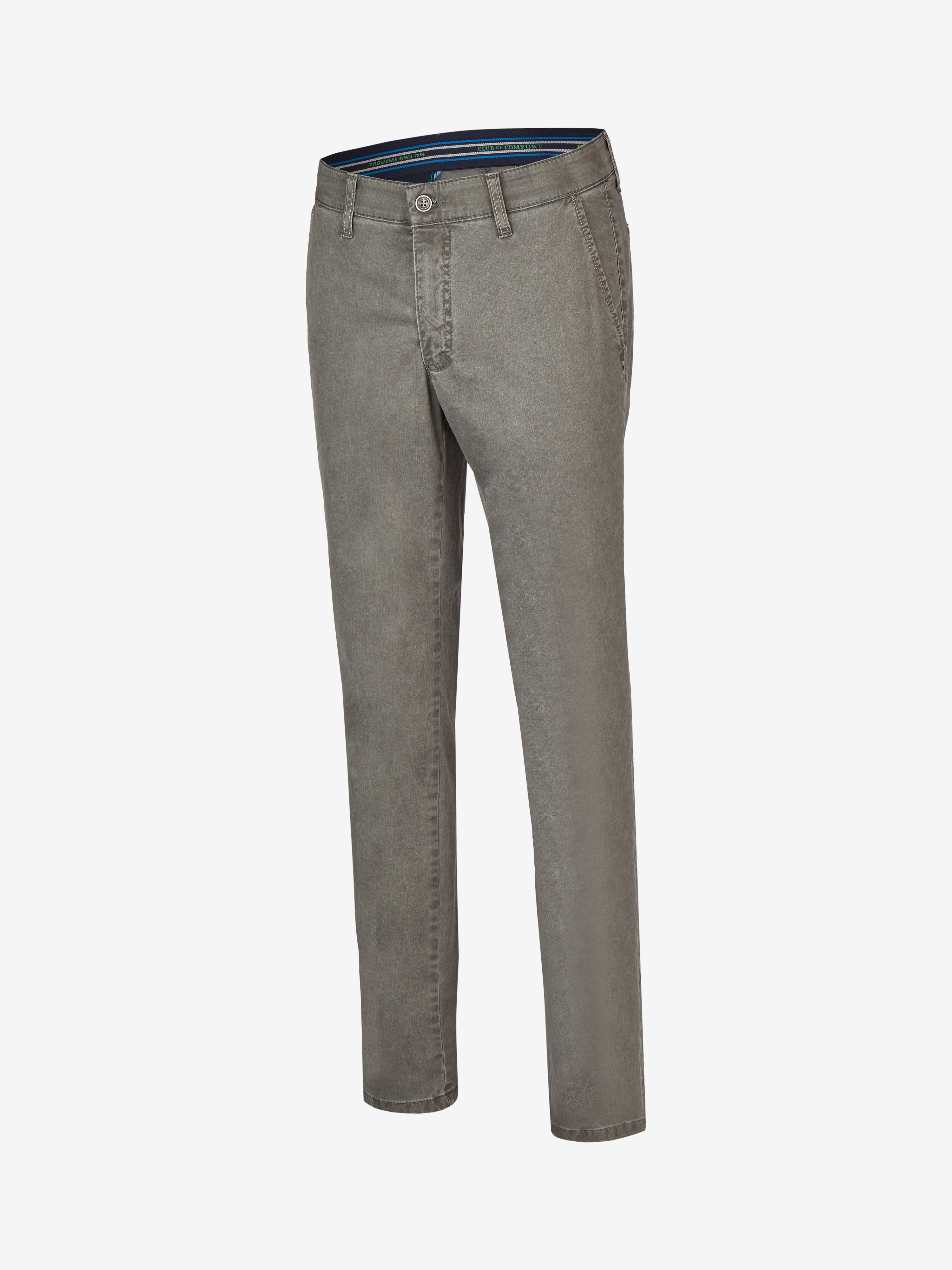 Grau gebadete Flat Front-Hose von Club of Comfort, aus Baumwoll Broken-Twill mit High Stretch, mit elastischem Komfortbund, Hemdenstopper, sportivem Kontrast an den Seiten- und Gesäßtaschen, regulärer Leibhöhe, schmaler Fußweite, sommerlichem Fade-Out-Farbverlauf, ideal für Frühjahr/Sommer, Made in Green by Oeko-Tex.